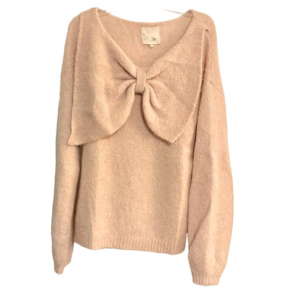 byTiMo Powder Pink Bow Sweater Soft
Fuzzy Alpaca Wool - Picture 4 of 7